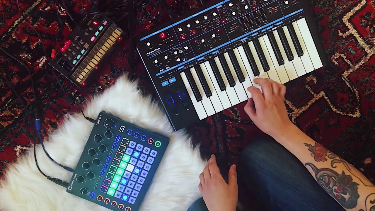 Hardware Synthwave Jam
