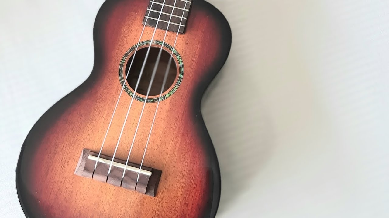 Mahalo Java series sunburst ukulele review and unboxing