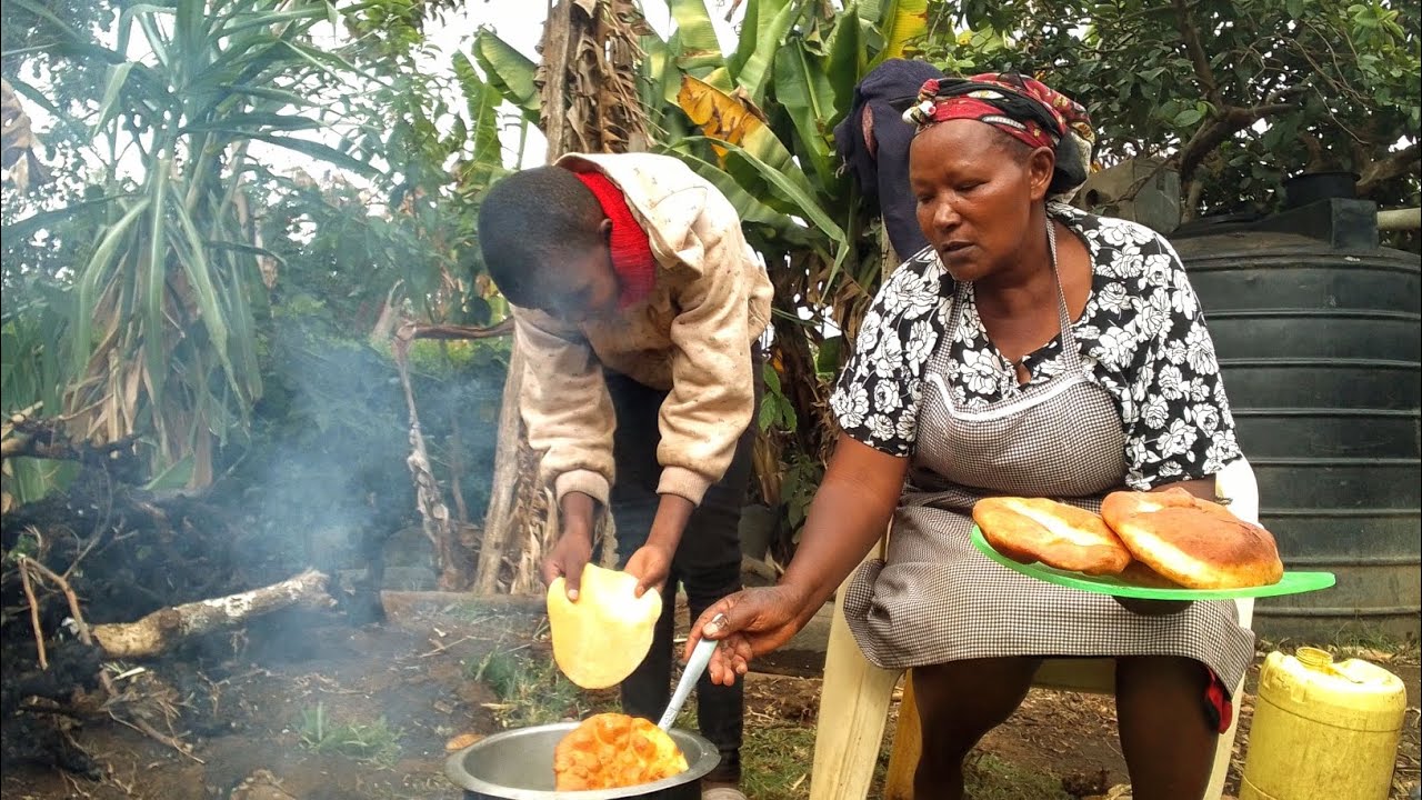 😱  UNBELIVABLE  VILLAGE BREAD 🍞 🔥 Cooked over firewood, #Africanvillagelife 🛖