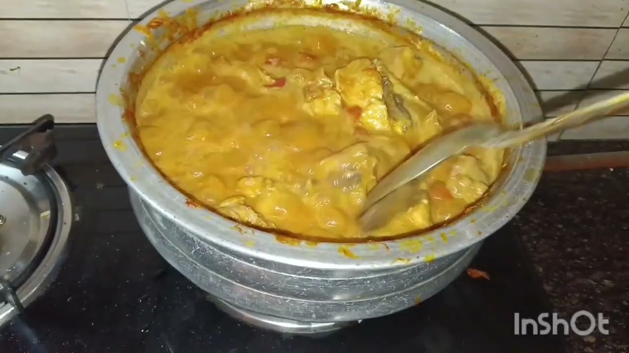 Chicken curry and colour rice 🍗🤤😋