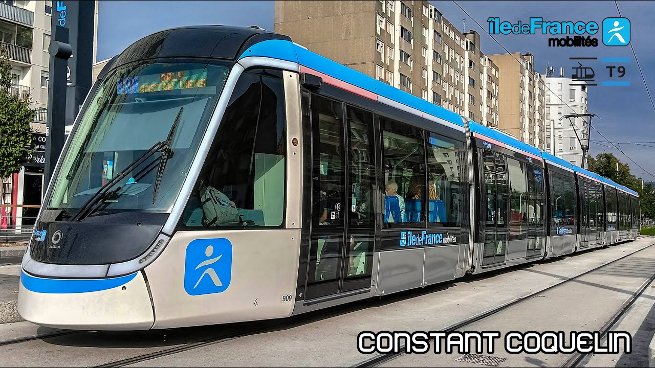 PARIS / TRAMWAY T9 / CONSTANT COQUELIN