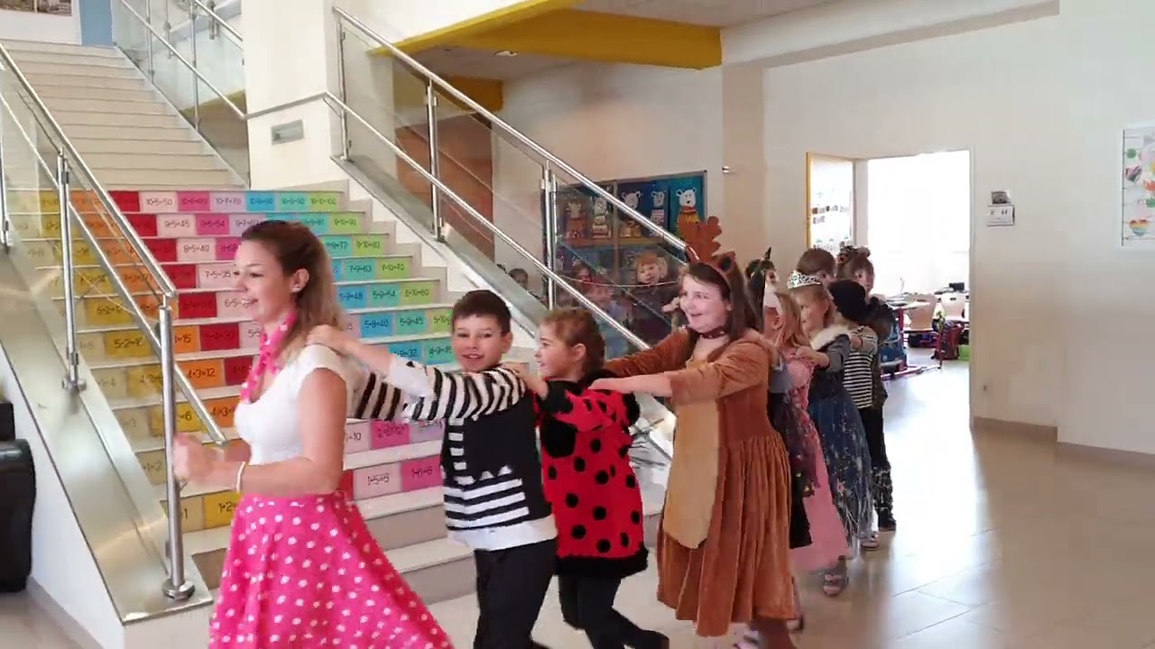 Faschingszug Volksschule Zellerndorf