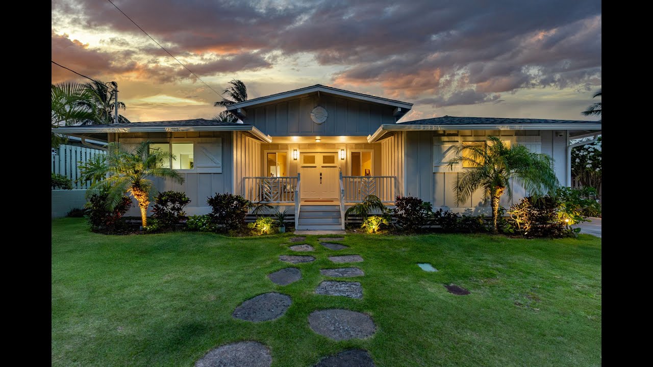 Charming Waimanalo Home for Sale: Beachside Retreat in Oahu's Country Setting at 41-019 Manana St