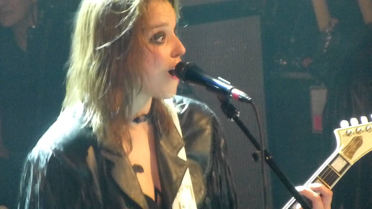 Halestorm - I love you all the time (Eagles Of Death Metal cover) -  Live Paris 2016