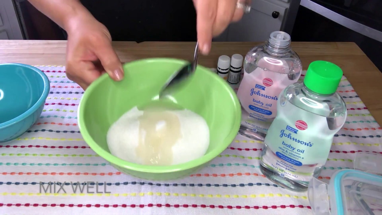 How to Make a 2-Ingredient Sugar Scrub