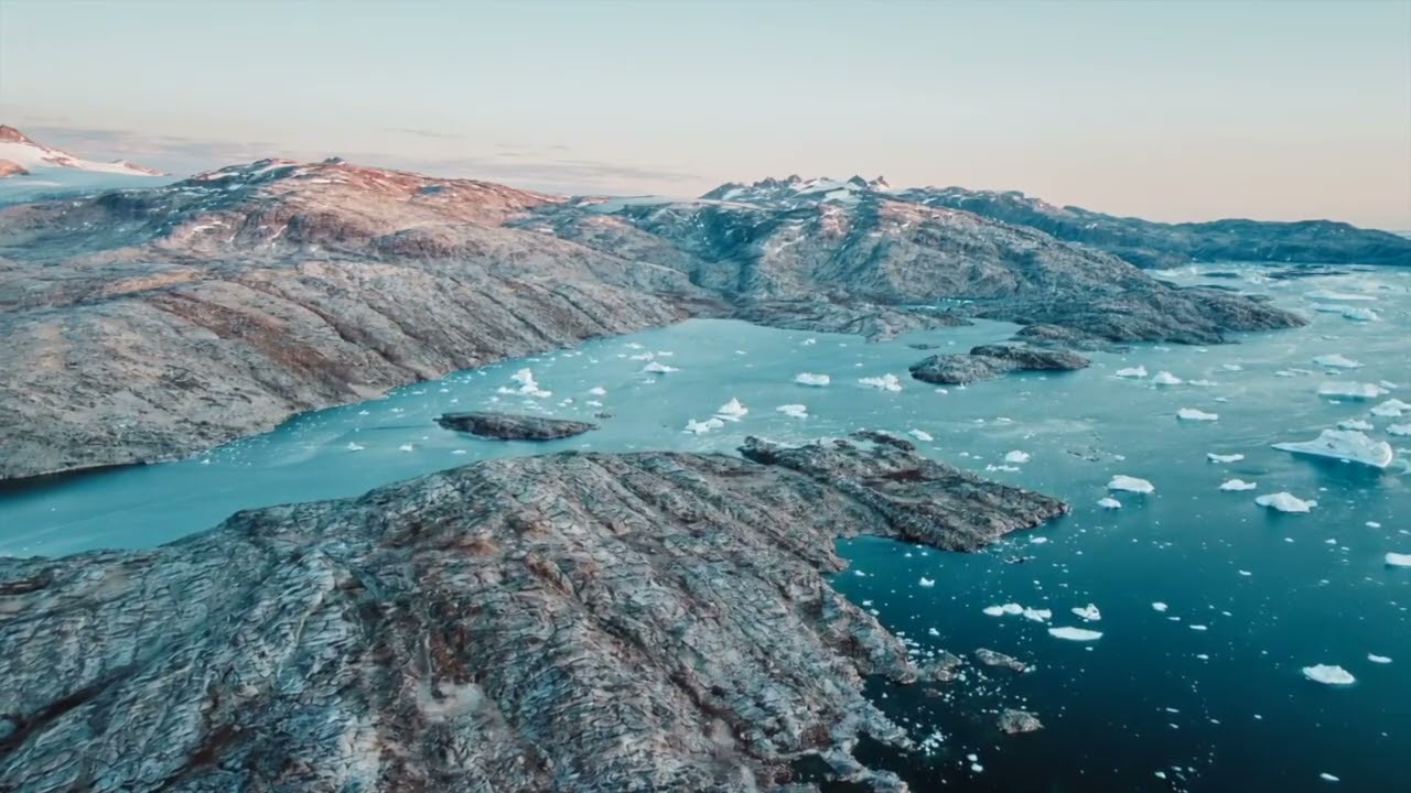 Flying Over Greenland - Inspirational Instrumental Music