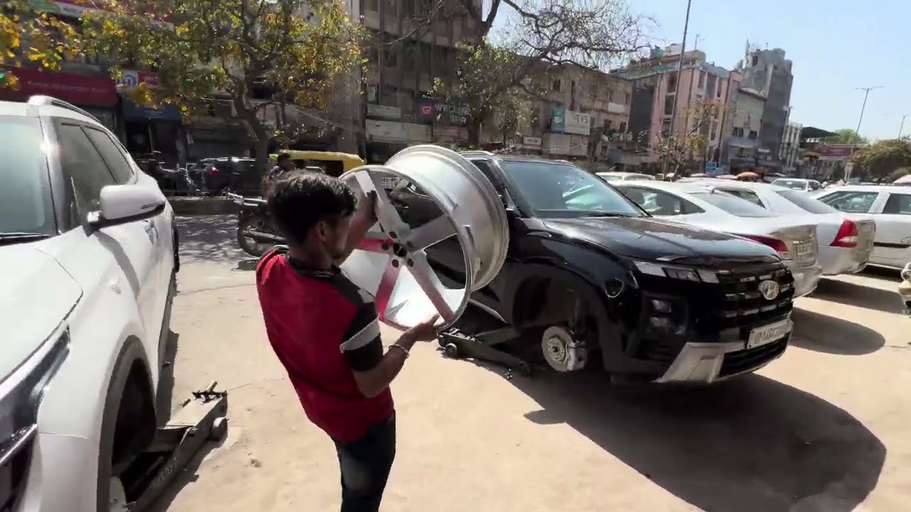 CRETA में 22 🔥❤️INCHES ALLOY WHEELS