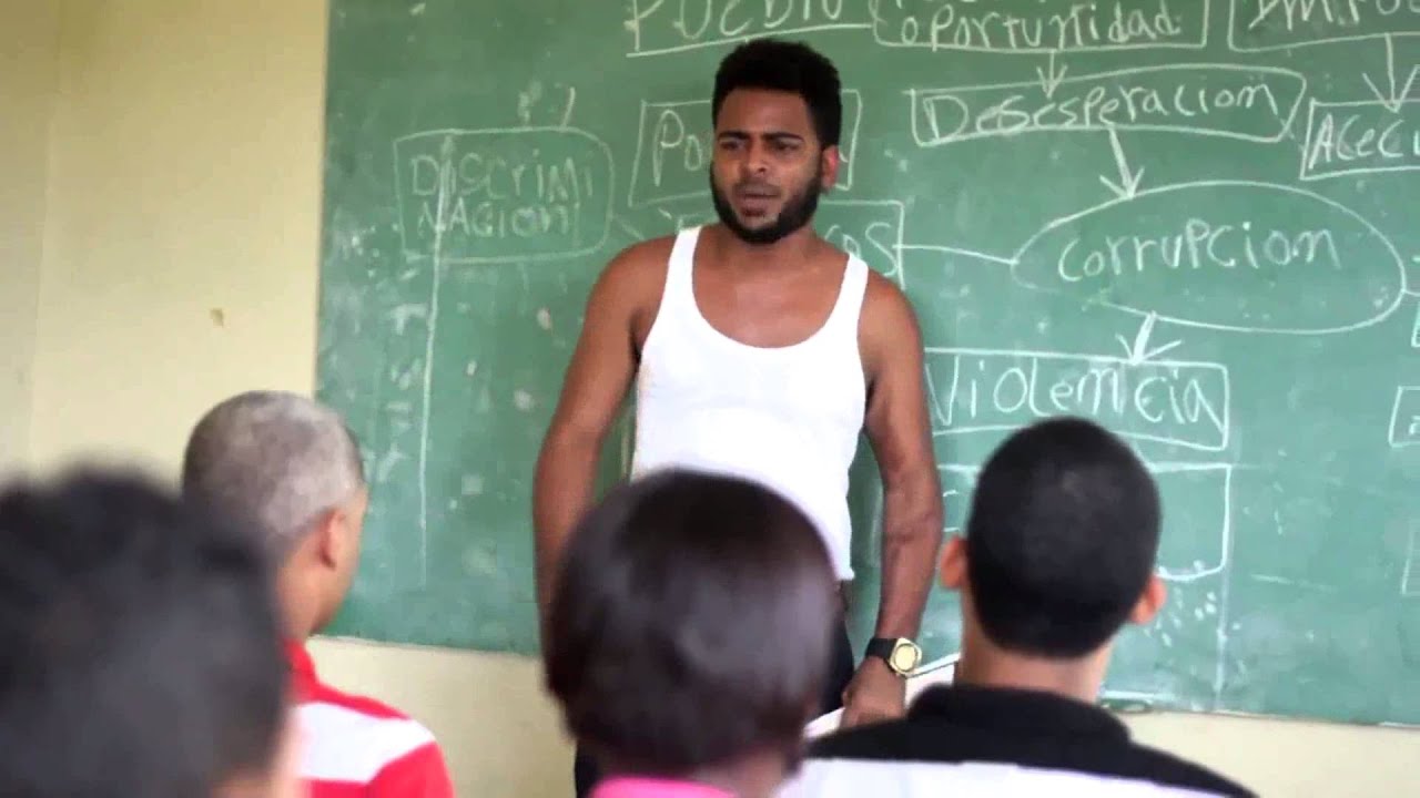N-Fasis (El Hombre De Las 1000 Virtudes) - Rap Revolucion (Video Oficial)
