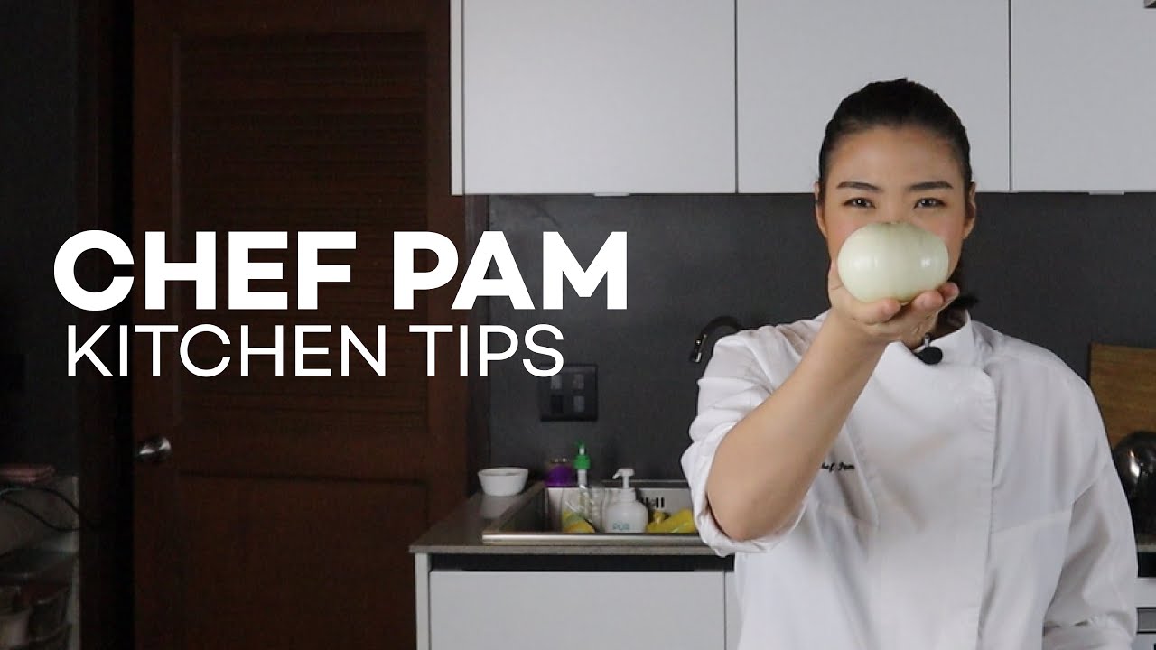 How to chop onions วิธีการหั่นหัวหอม by Chef Pam