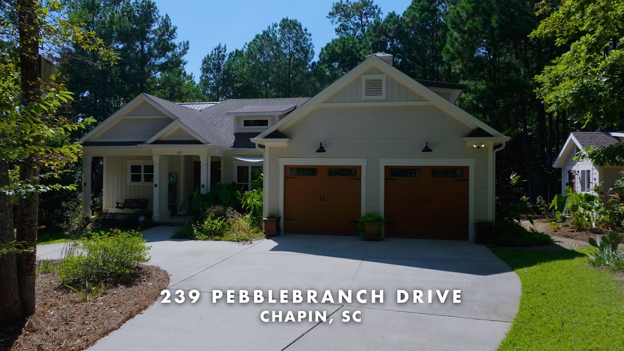 This House Has No HOA and is right across the street from Lake Murray!!