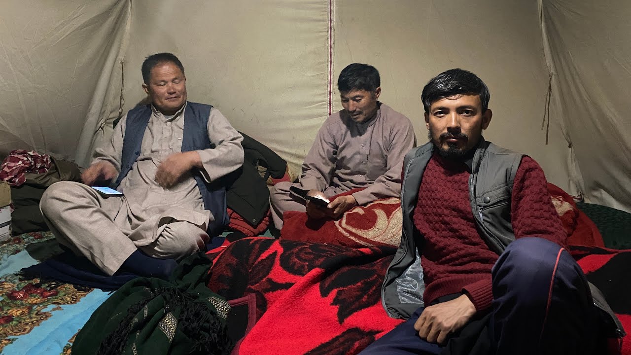 میزبانی از تیم فرهنگ دایکندی در خیمه سازندگی در سرک خواجه نیکپای