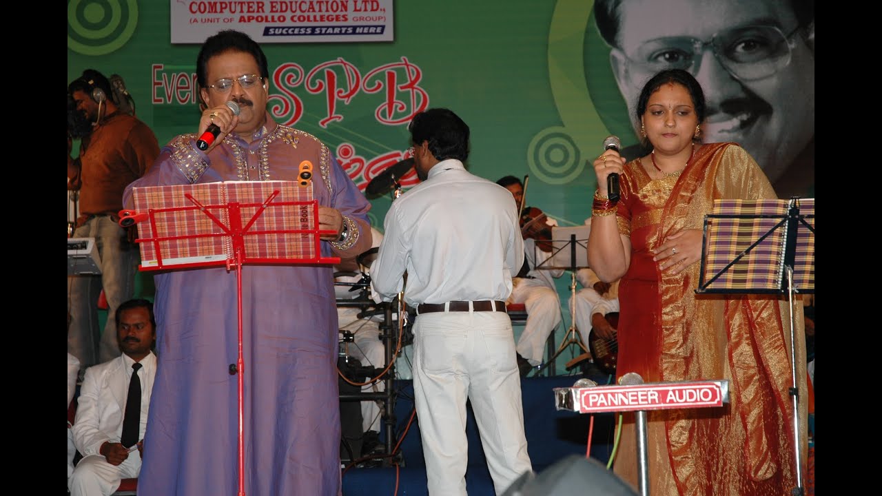 ஓ மானே மானே உன்னைத்தானே .  Oh Maane Maane Maane Unnai Thaane song by SPB.  