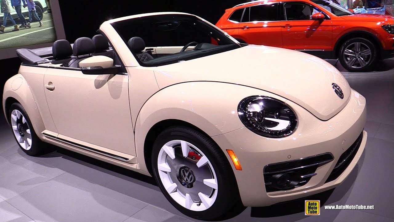 2019 Volkswagen Beetle Convertible - Exterior and Interior Walkaround - 2019 Chicago Auto Show