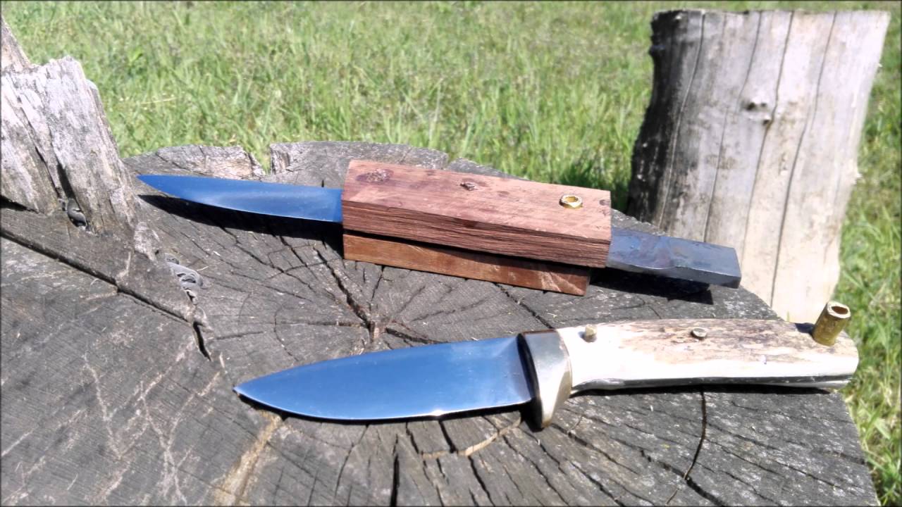 K&Eacute;S K&Eacute;SZ&Iacute;T&Eacute;S/KNIFE MAKING