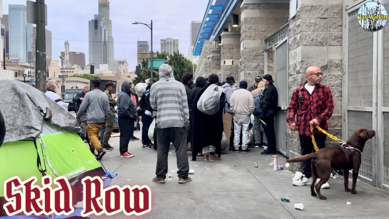Many People, Few Places to Stay ⛪️ • Ep 57 | Los Angeles, California [4K] 🇺🇸