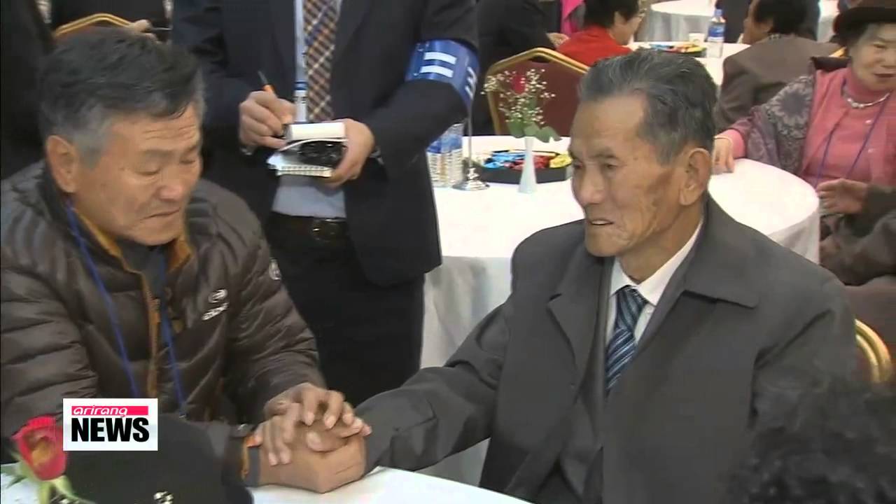 Korean families are separated again after short three－day reunion 

이산가족 눈물의 이별