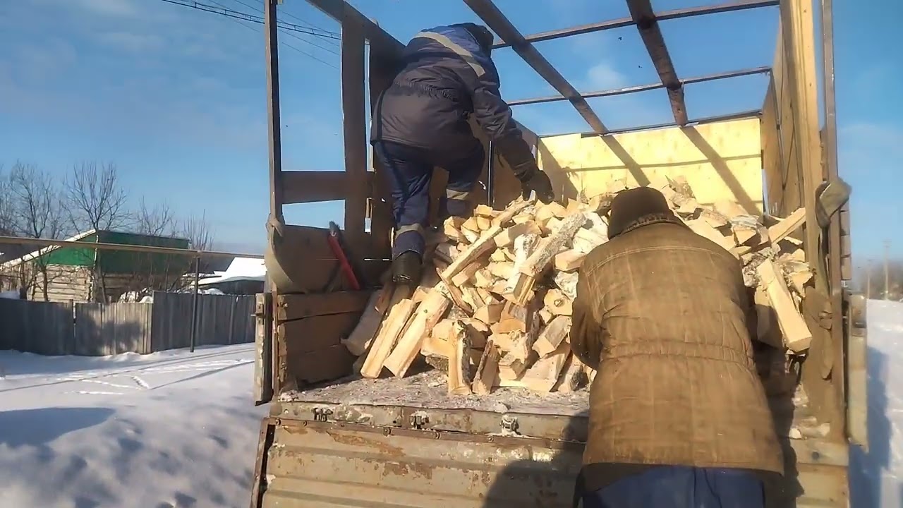 Спешим на помощь. Морозы жмут.
