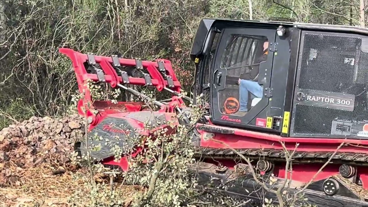 PRINOTH RAPTOR 300 275 HP Protech Environnement  broyage de souches