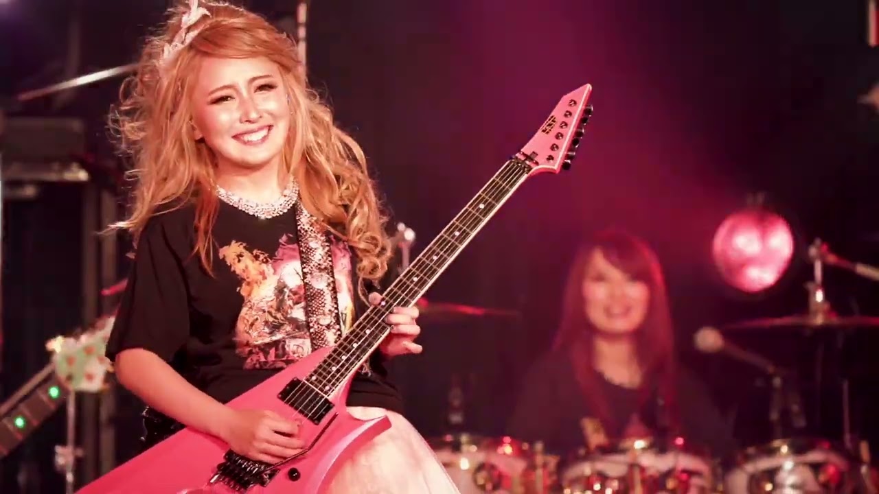 ALDIOUS with Maki Oyama .  Yozakura