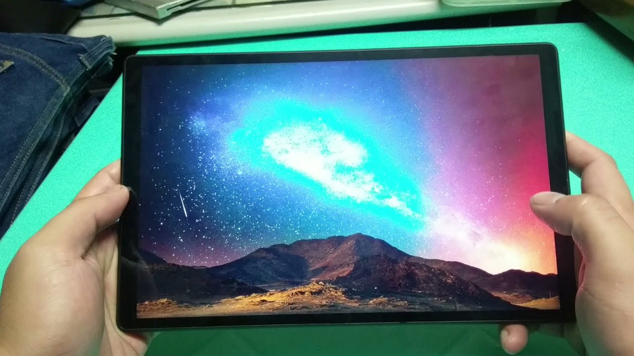 Ubuntu Touch Tablet Experience - Lomiri
