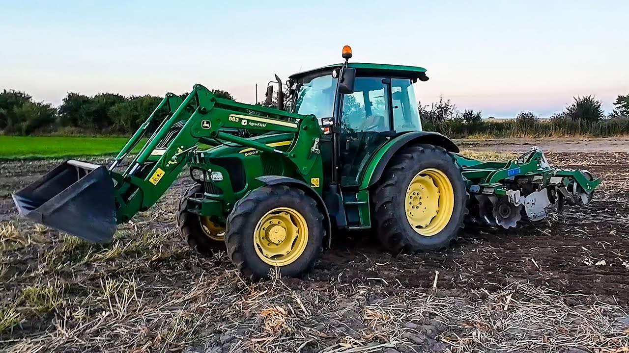 TALERZOWANIE TYM CIĄGNIKIEM TO PRZYJEMNOŚĆ - JOHN DEERE 5090R, TOLMET 3m