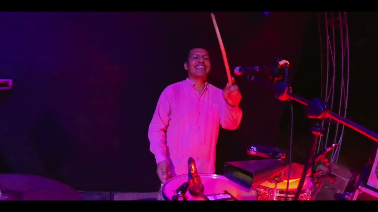 Chilenas pá mi gente (En Vivo🔴 Santa Cruz Tepenixtlahuaca) - Grupo Caballo De Oro