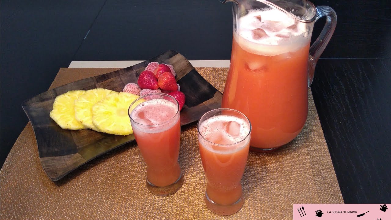 AGUA DE FRESA CON PIÑA (FRESCA Y DELICIOSA)