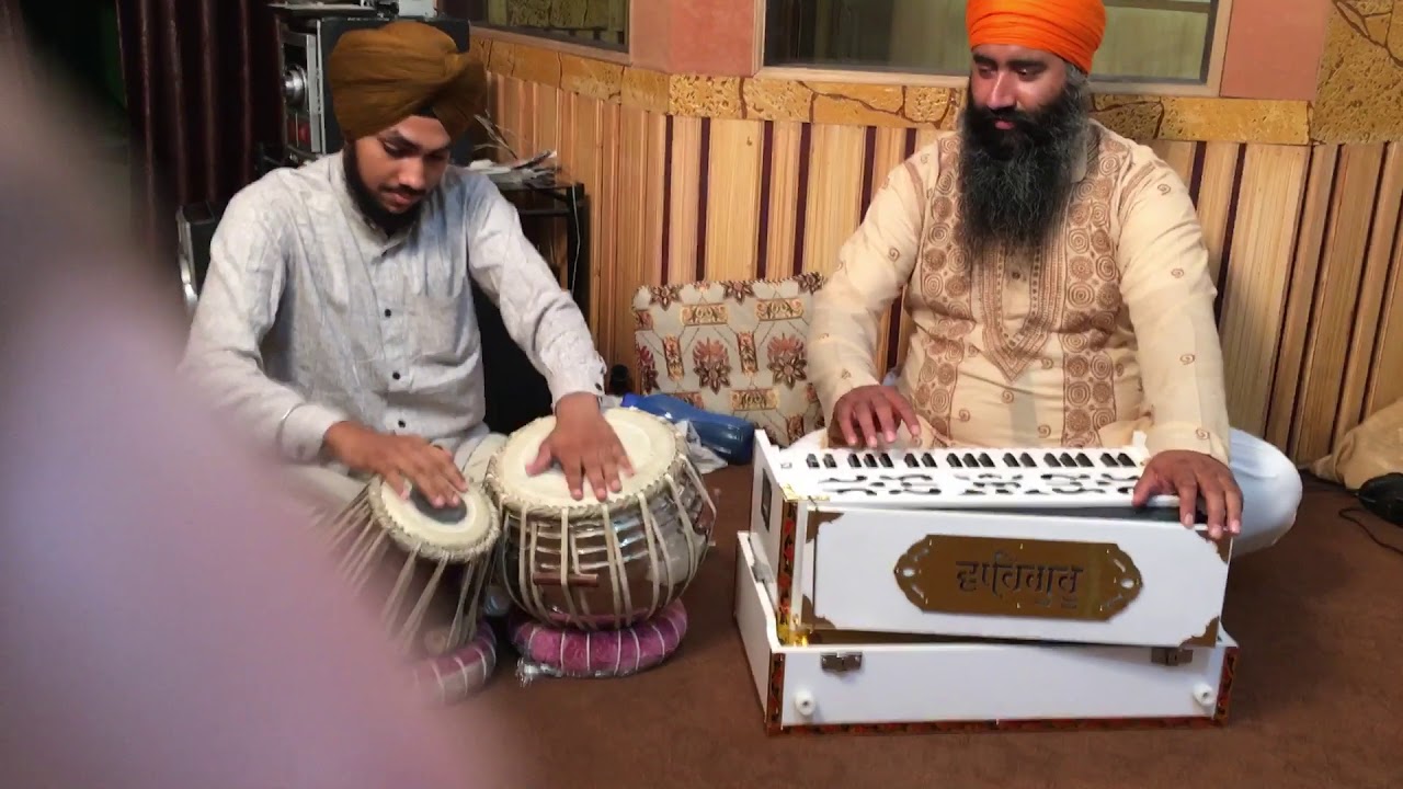 Bhai Gurdev singh ji hazuri raggi  kehrwa laggi Tabla by Sukhwinder singh