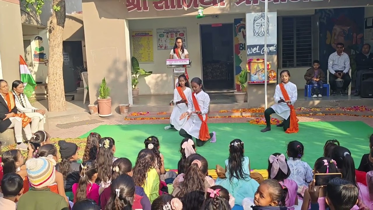 09 Desh Bhakti Mix Song ( Students of Std 7 )