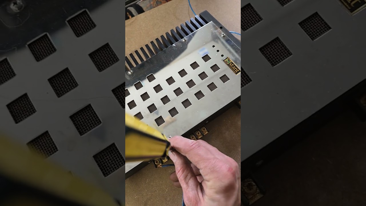 Xtant 404M amp