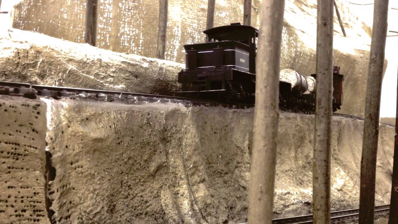 Pocahontas Lumber Company exhibition layout in ON30
