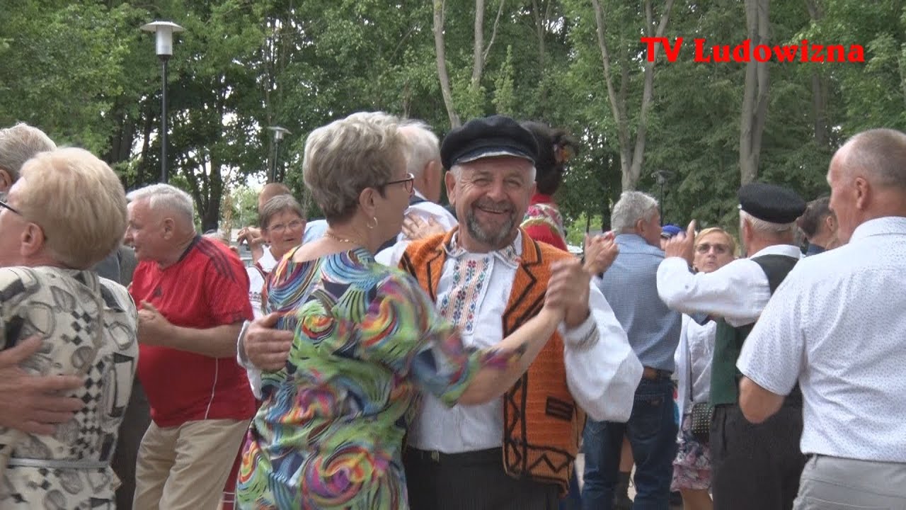 Tak się fajnie bawił w WIENIAWIE Andrzej MALIK wspaniały harmonista i TANCERZ !