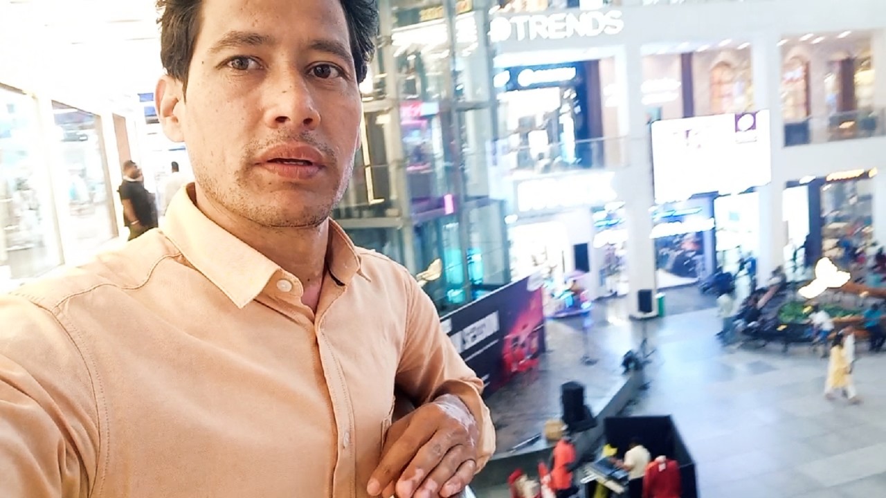 Aaj Mall Per Small Singing Program Hua😊