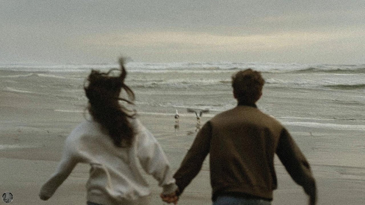 [𝐏𝐥𝐚𝐲𝐥𝐢𝐬𝐭] can't stop falling in love. - The Night We Met, Cinnamon Girl,...