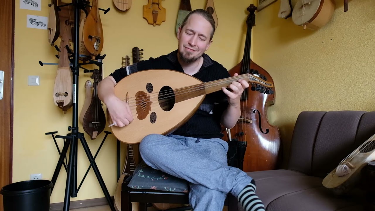 Oud taqsim in maqam 