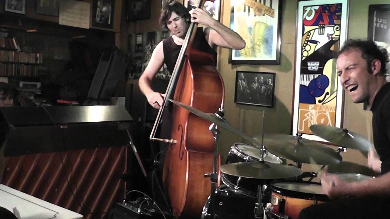 SUMRRÁ - Minoría Absoluta (A Coruña, jazz Filloa 28.9.11) [HD]