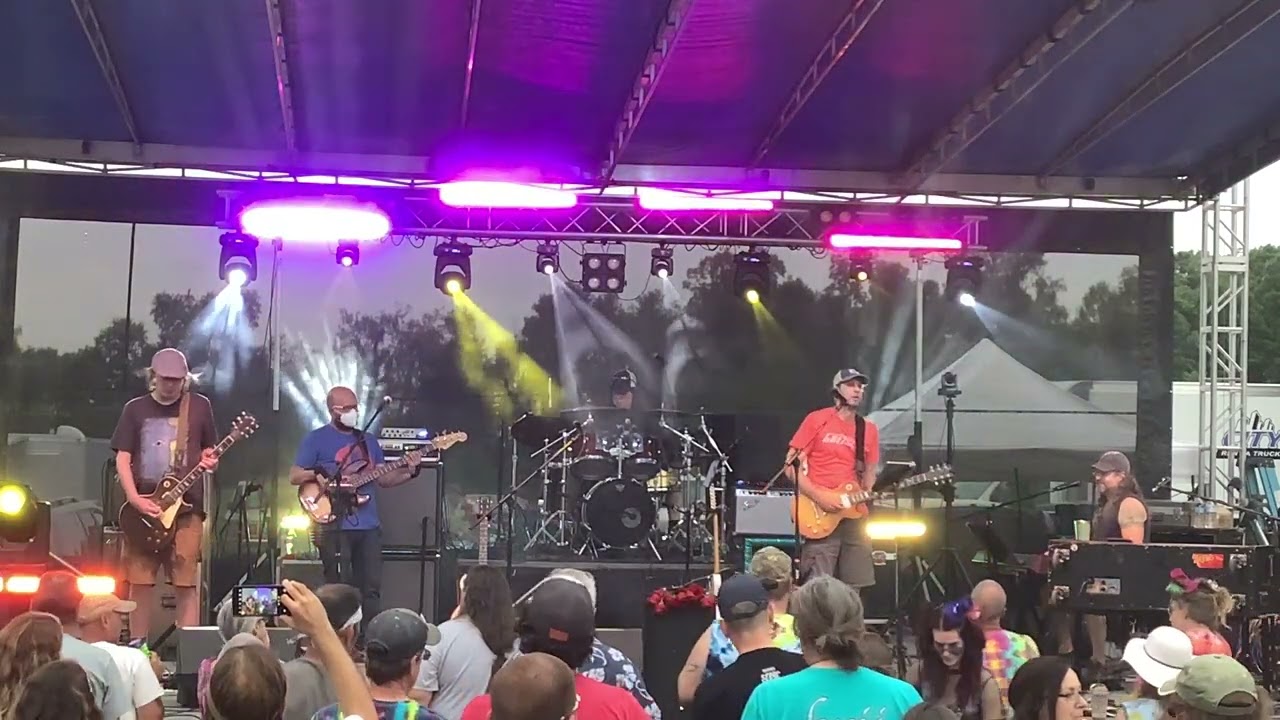 Ekoostik Hookah live at Aces Back To Back 2022