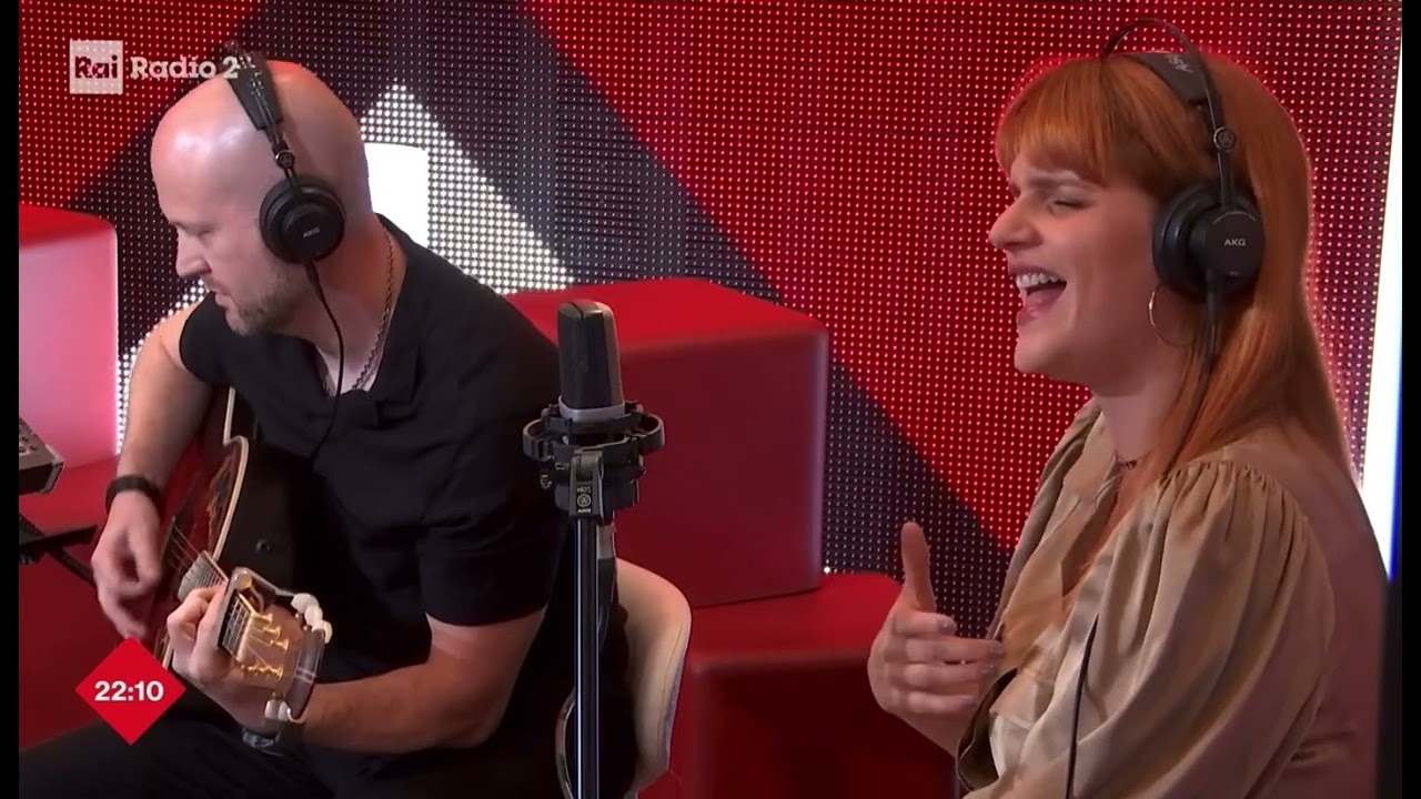 Chiara Galiazzo canta Due Respiri a Rai Radio 2