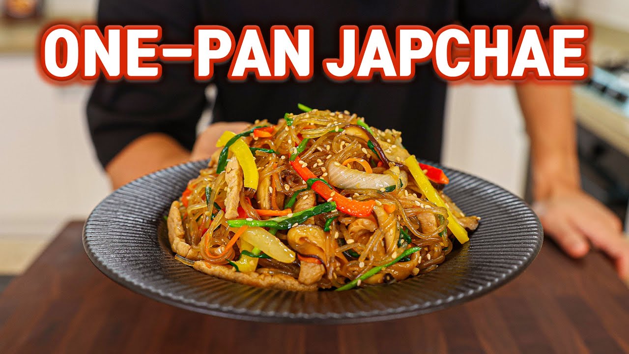 15 MINUTES One Pan Japchae Recipe! (Korean Glass Noodles)