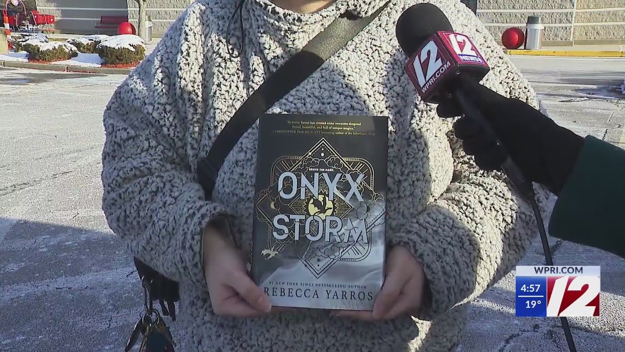 Readers flock to local bookstores for 'Onyx Storm' release