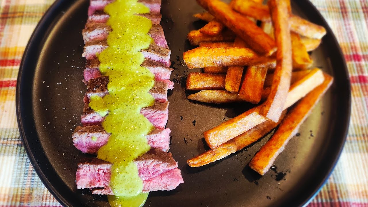 Steak Frites with Le Relais de l'Entrecote Sauce