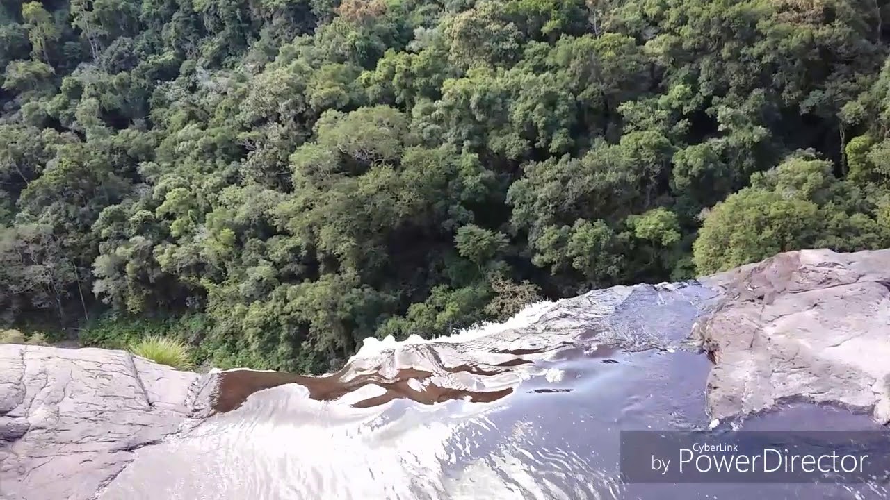 Cascata do chuvisqueiro Riozinho/RS