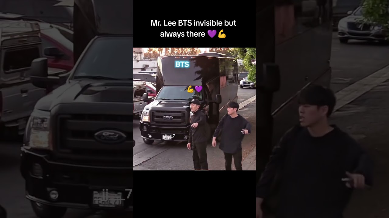 Mr. Lee was always there, watching and protecting 7 💜💪