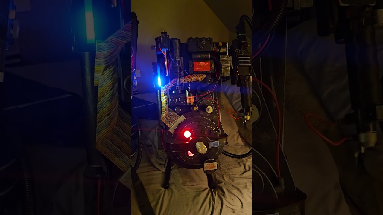 Ghostbusters Spirit Life Size packs moded comparison with Spengler Wand.
