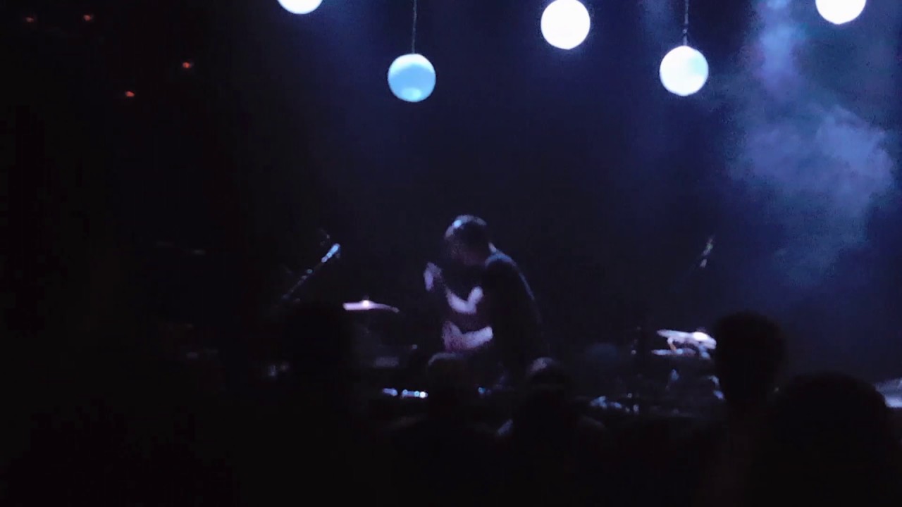 Bayonne - Omar (live)