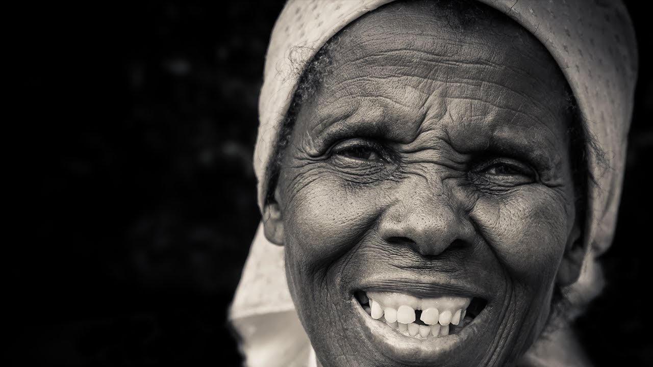 DRAWING REALISTIC OLD WOMAN'S SKIN TEXTURE
