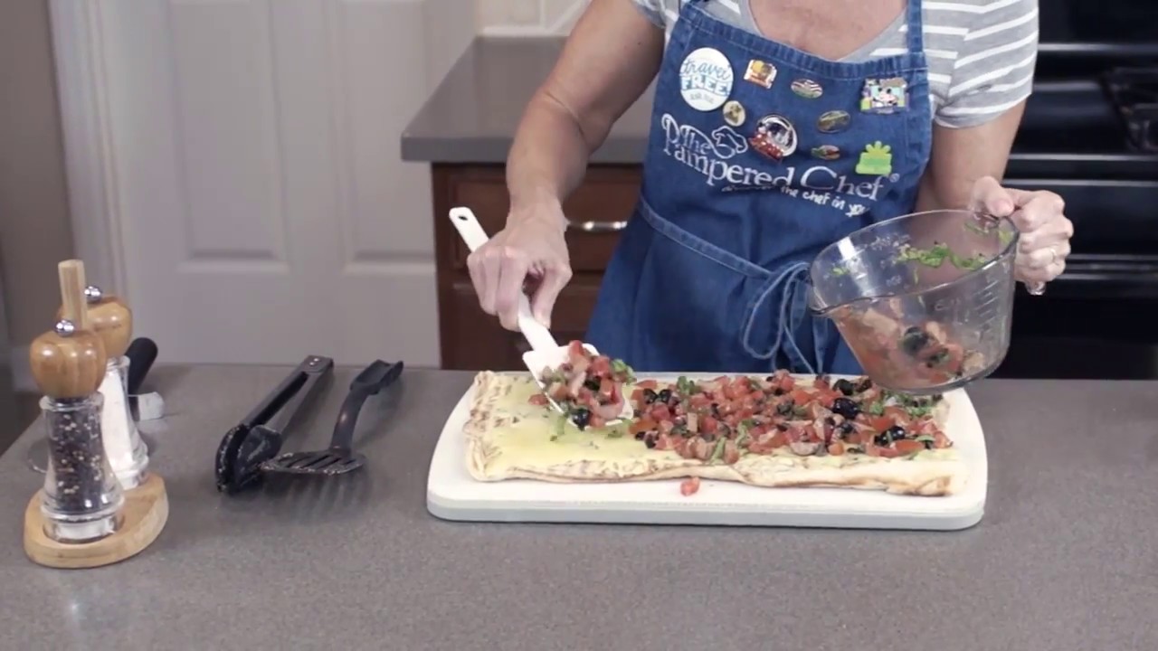 Grilled Mediteranean Flatbread Pizza - Easy Weeknight Meal