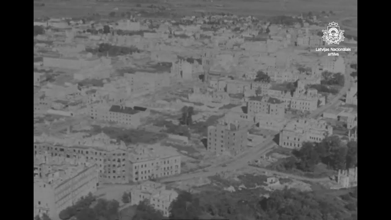 Фрагменты послевоенной кинохроники с видами Елгавы, город в 1974 году, завод РАФ
