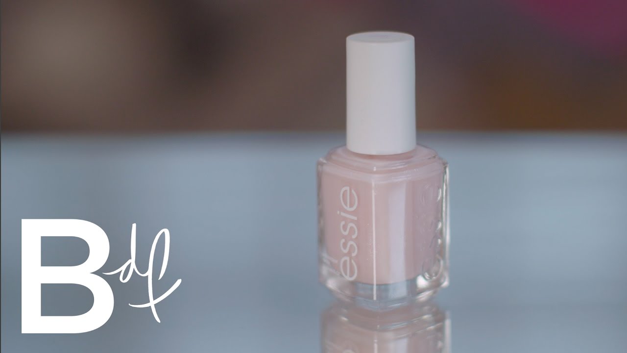 Top On-Trend Wedding Nail Colours