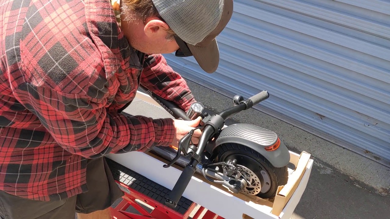 Unboxing and Setting up Your New Boosted Rev